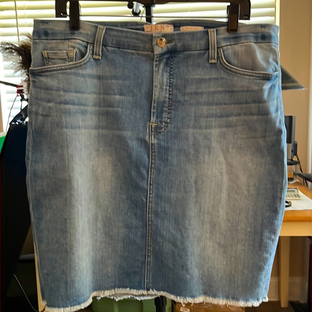 Jen 7 Jean Skirt